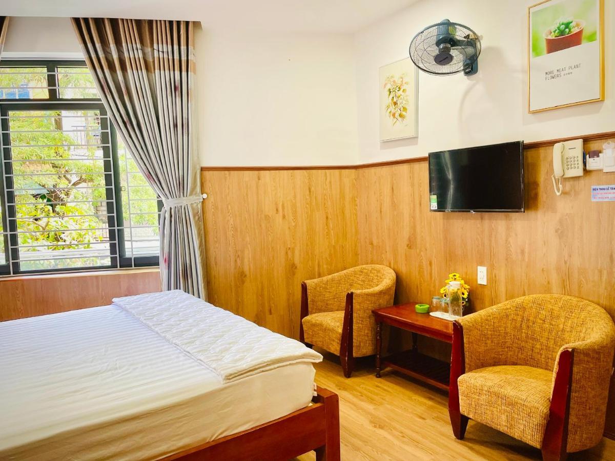 หนู่ อี โฮเทล Hotel ตวีฮหว่า ภายนอก รูปภาพ