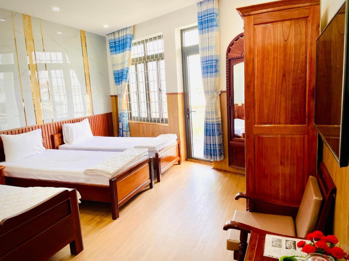 หนู่ อี โฮเทล Hotel ตวีฮหว่า ภายนอก รูปภาพ
