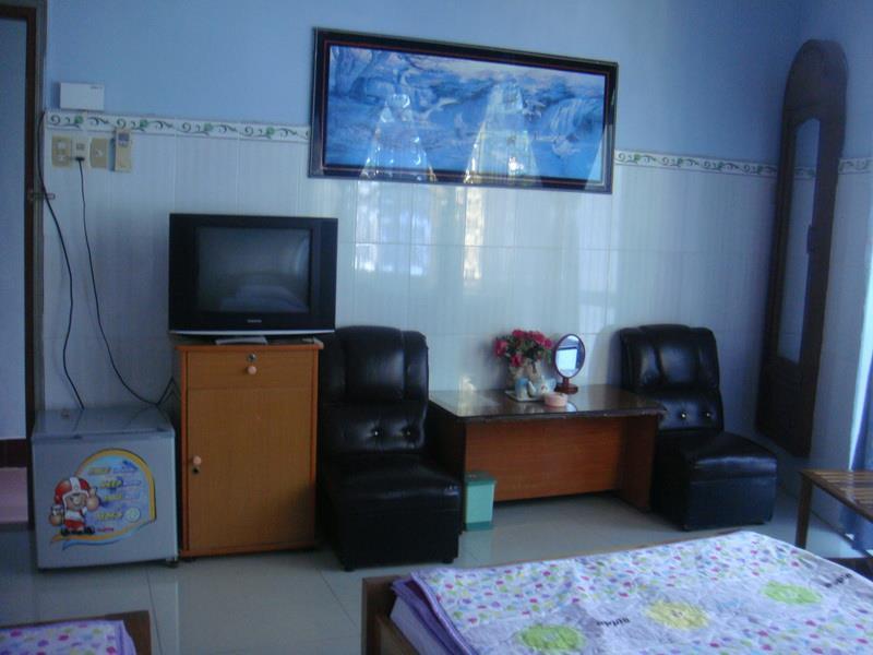หนู่ อี โฮเทล Hotel ตวีฮหว่า ภายนอก รูปภาพ